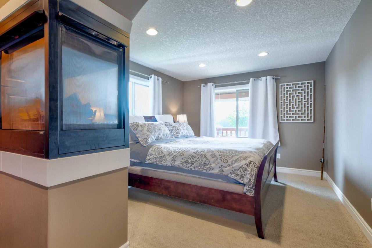 Villa Whispering Pines Cabin With Pool, Lake And Golf Access! à Pine Lake Extérieur photo