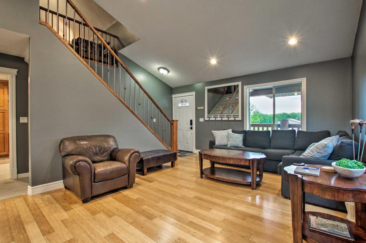 Villa Whispering Pines Cabin With Pool, Lake And Golf Access! à Pine Lake Extérieur photo